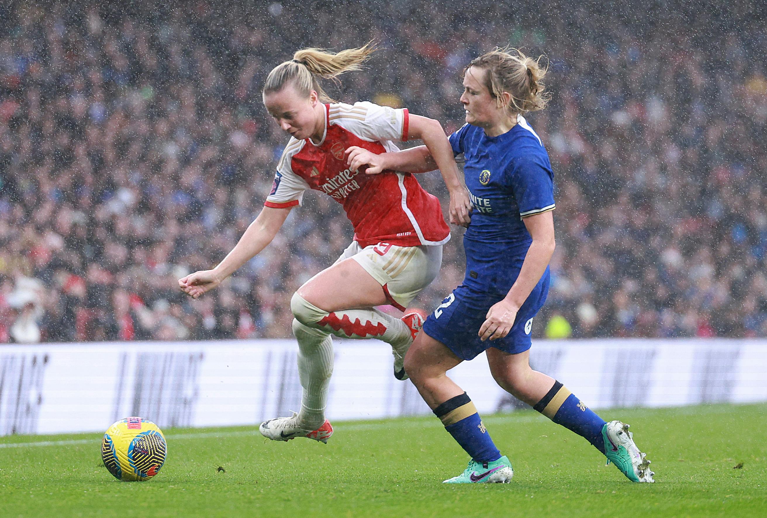 Arsenal FC v Chelsea FC - Barclays Women´s Super League