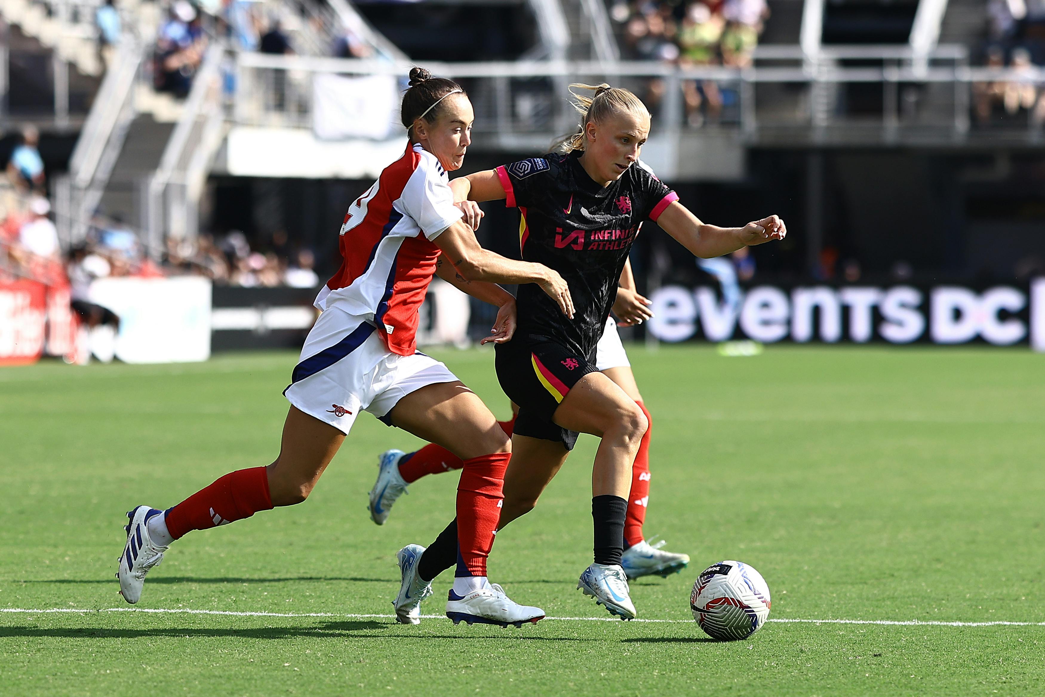 Aggie Beever-Jones and Caitlin Foord during Arsenal vs Chelsea pre-season friendly 